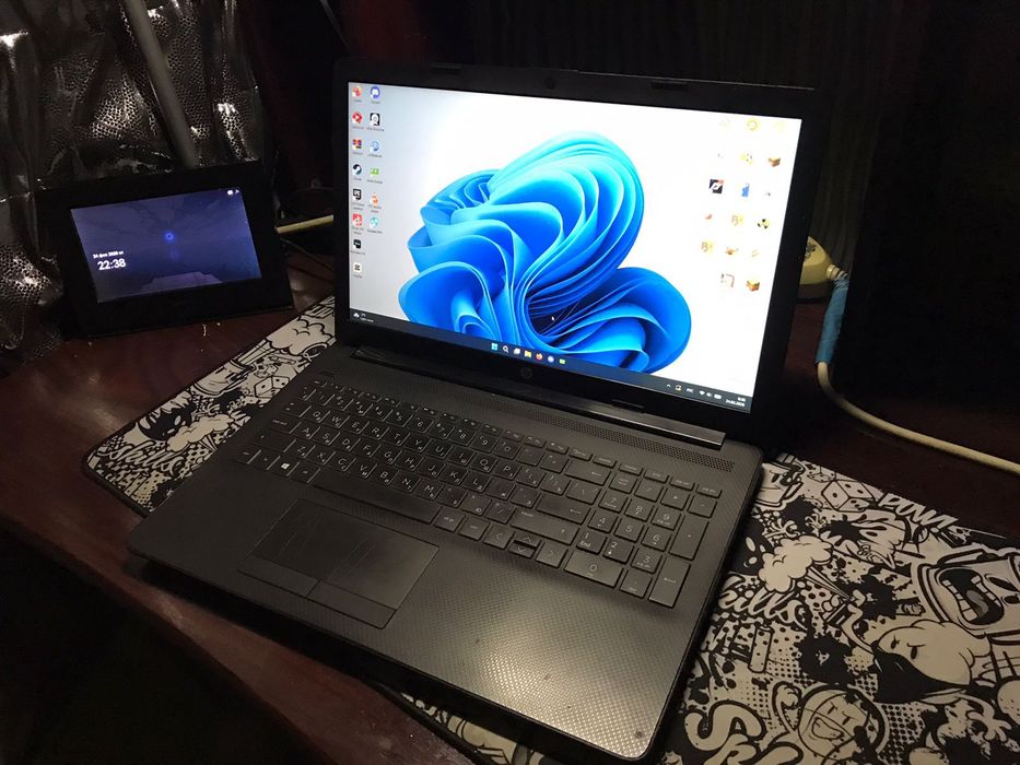 Продам ноутбук HP 15db1077 ur
