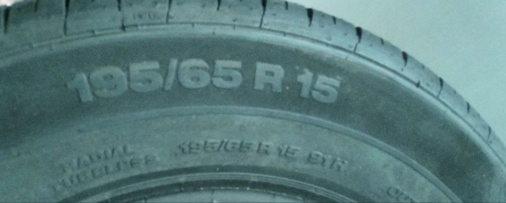 Продам летнюю резину 195/65/15
