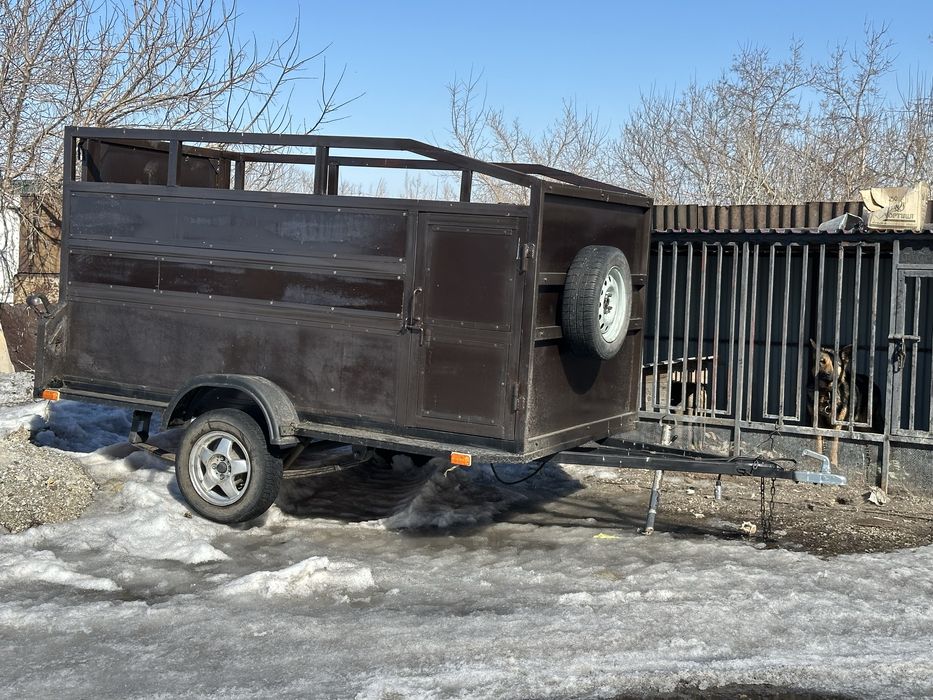 Продам прицеп-коневоз