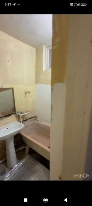 Уй сотилади 1 хонали