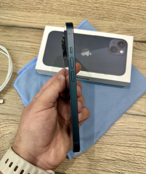 Apple iPhone 13 – 128 GB, Midnight + подаръци - 550лв