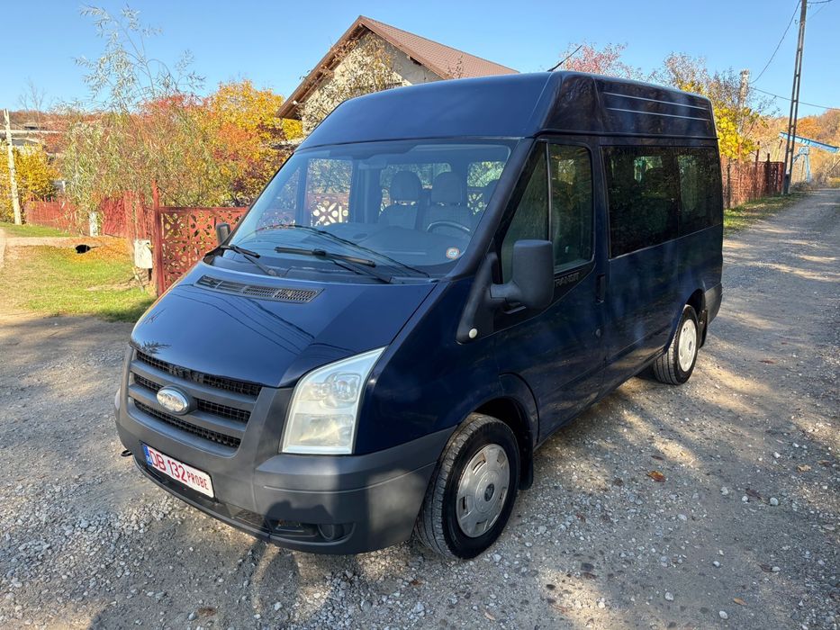 Ford transit 2010 8+1