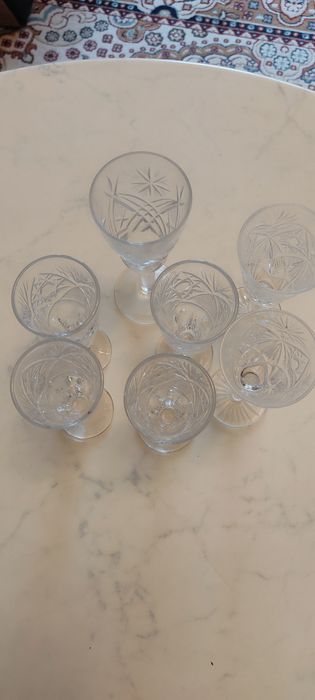 Продам хрустальные стаканы 7 штук