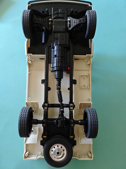 Радиоуправляем камион модел Suzuki Kei 1