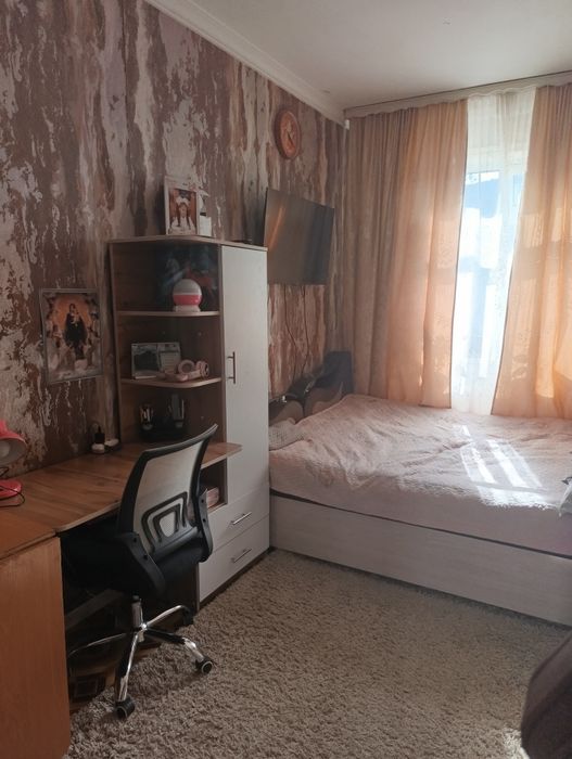 Продам квартиру на лисунова4. 2/4/4