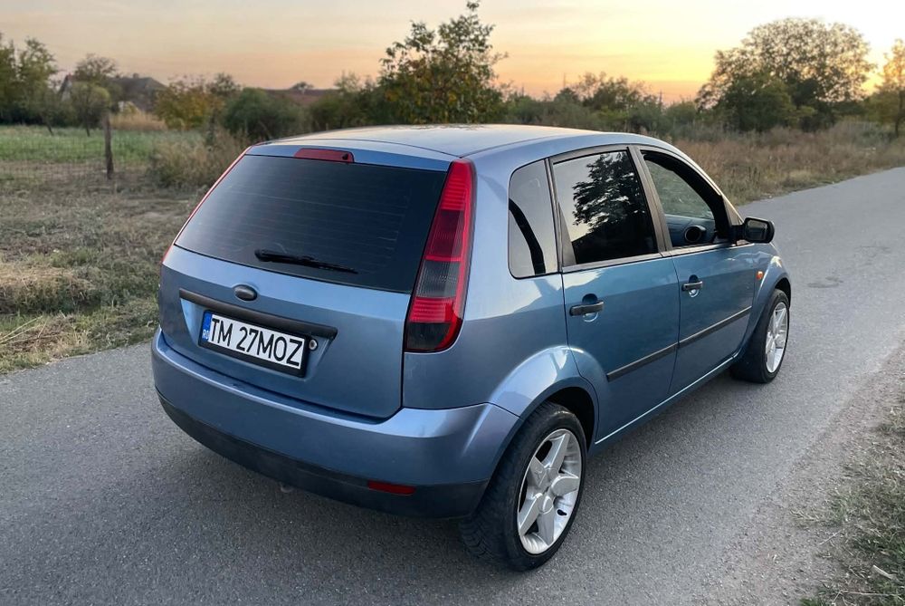 FORD Fiesta 2002 — imagine 3