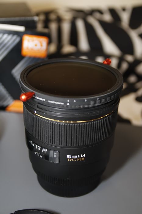 Sigma 85mm F1.4 EX DG HSM