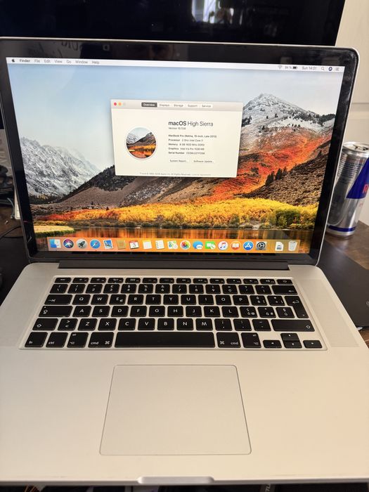 Macbook pro 15,3 inch intel core i7