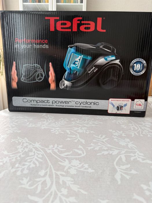 Пылесос Tefal в отличном состоянии