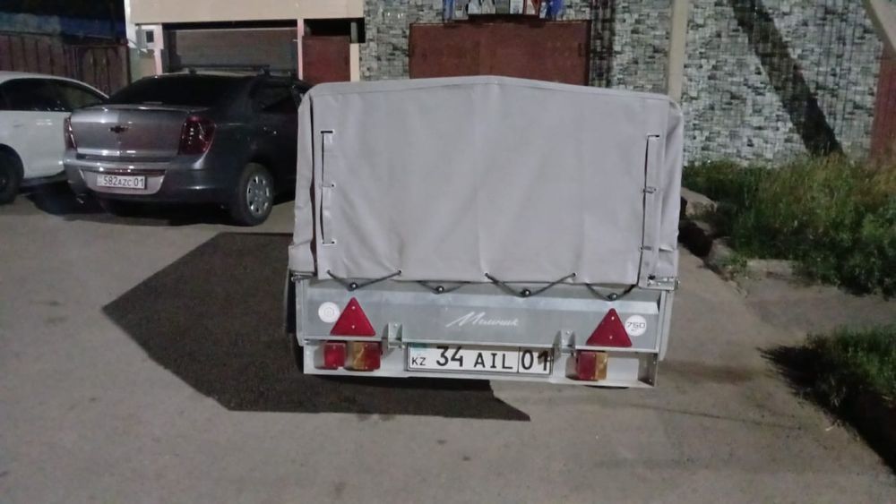 продам прицеп новый