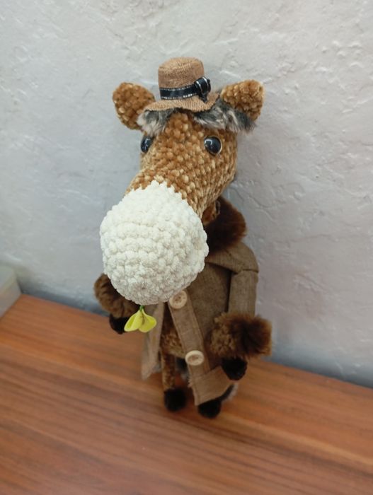 Продам игрушки коняшки