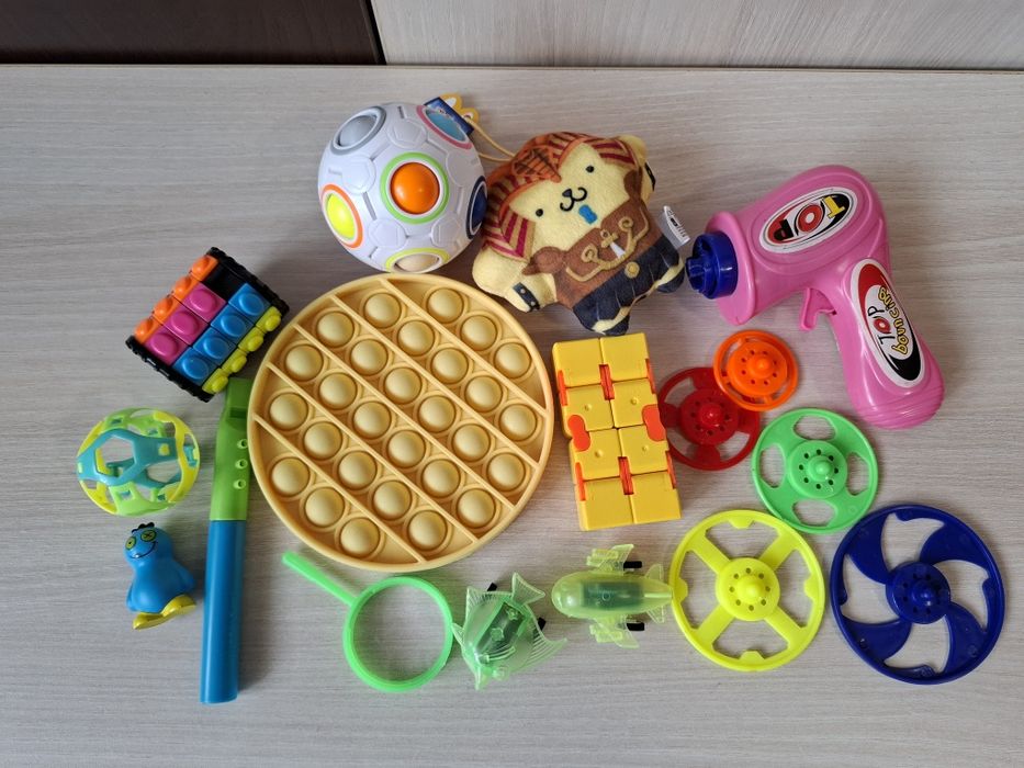 Jucarii pentru copii, transport 5 lei