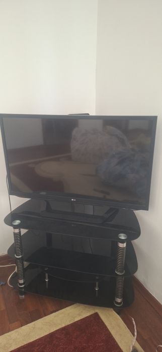 Телевизор LG (2012)