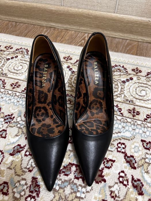 Продам черные кожаные туфли