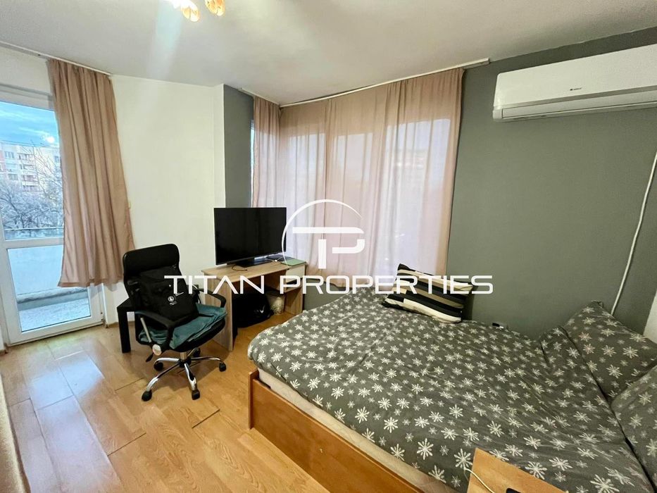 Продава се Двустаен апартамент в Пловдив, Център - 51 кв.м за 1800 €/кв.м - Снимка #2