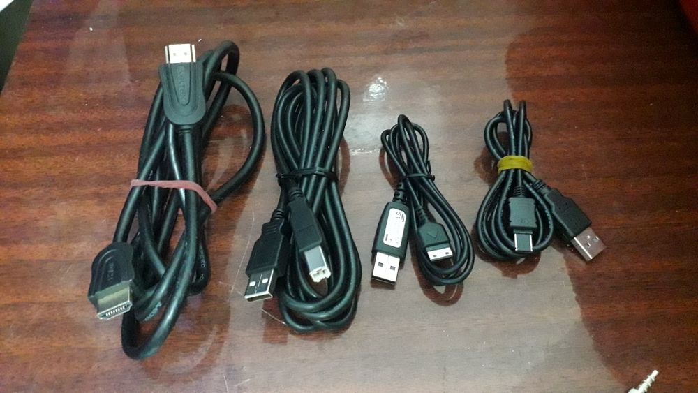 Самсунг телефон 8000т.Шнурлар