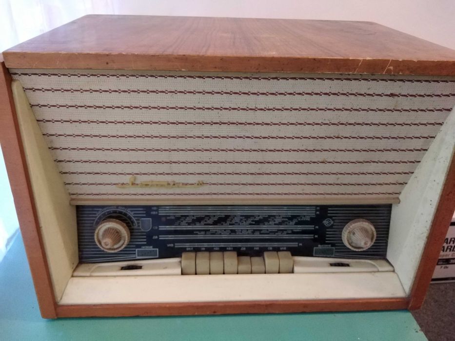 Стари радио грамофони