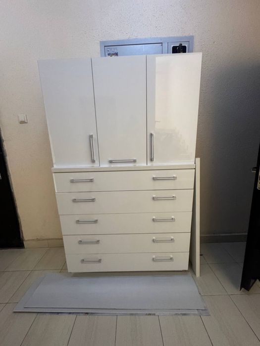 Срочно! Шкаф и комод по выгодной цене