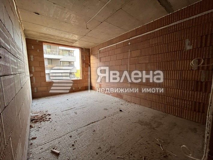 Продава се Тристаен апартамент в София, Красна поляна 2 - 78 кв.м за 1694 €/кв.м - Снимка #2