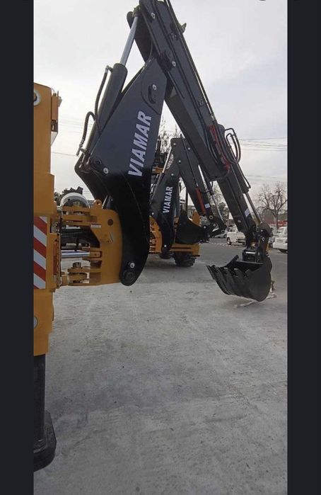 Эксковатор погрузчик VIAMAR 350D