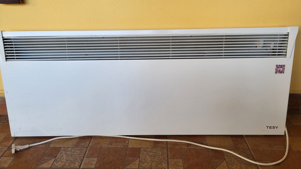 Radiator de perete