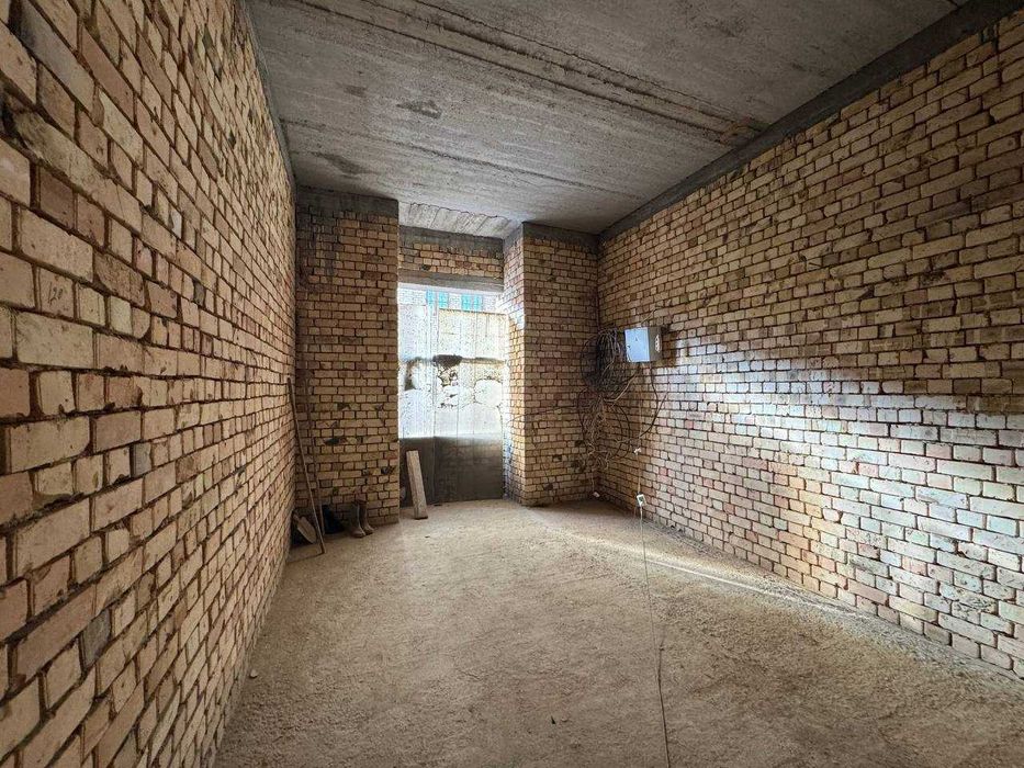 Продаётся просторный 2-этажный дом коробка | Ховли | Дом Uchastka