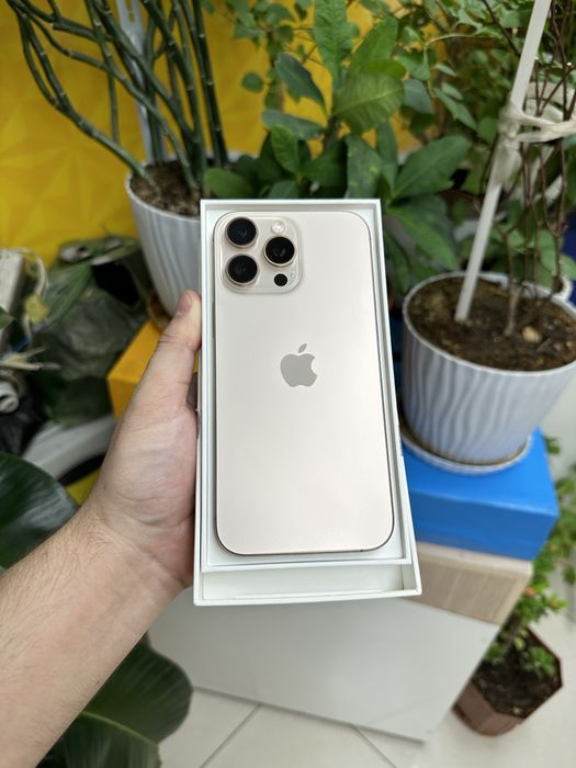 iPhone 16 Pro Max 256 Desert
