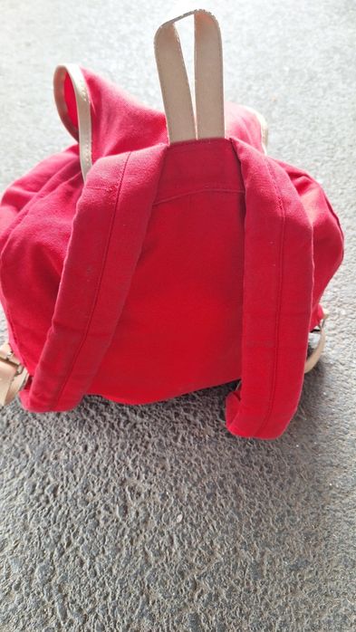 Rucsac deosebit rosu