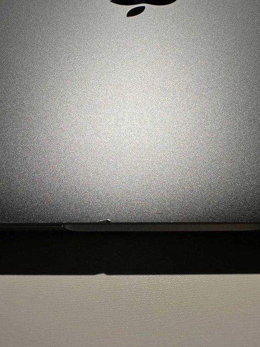 MacBook pro 2017 (model A1708)