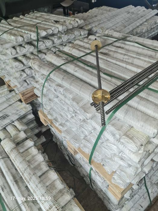 Опалубка. Оцинкованный Стяжной винт с гайками. Тайрот.