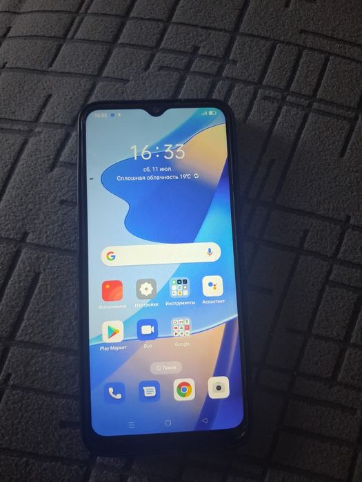 Продам сотвы телефон OPPO A 16