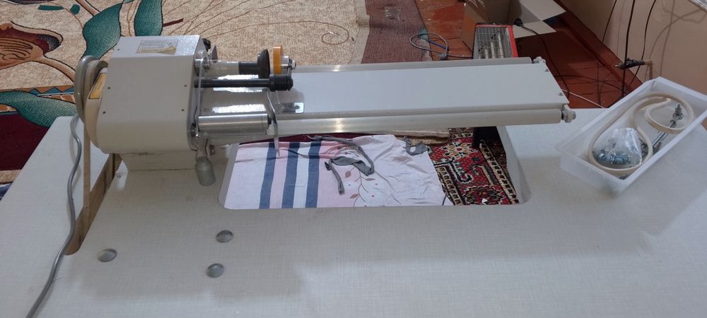 Бека реска тикув машинаси