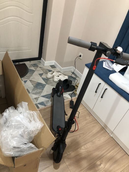 Продаю электросамокат