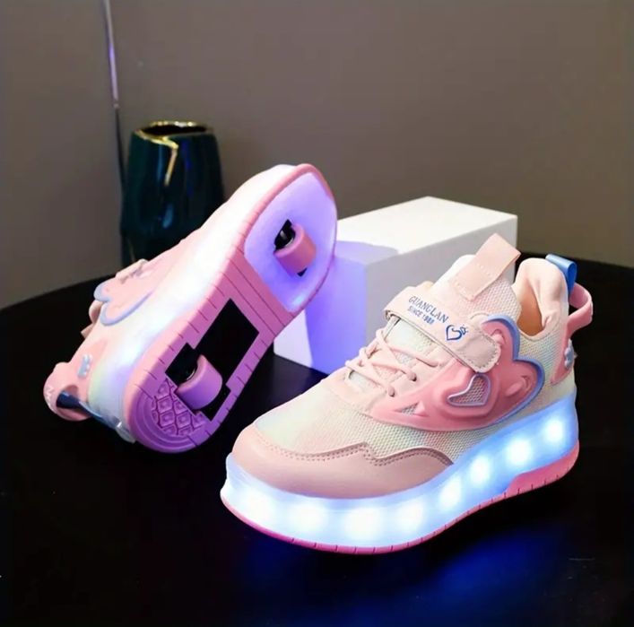 Детски маратонки с колелца, обувки  обувки с колелца, Heelys, Светещи