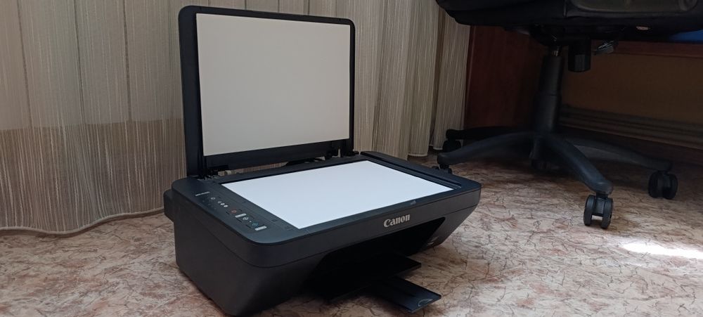 Продаю Canon PIXMA MG2540S - МФУ (Принтер / Сканер / Копир)