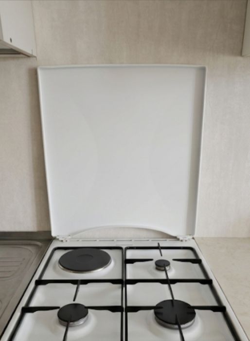 Продам газ плиту б/у
