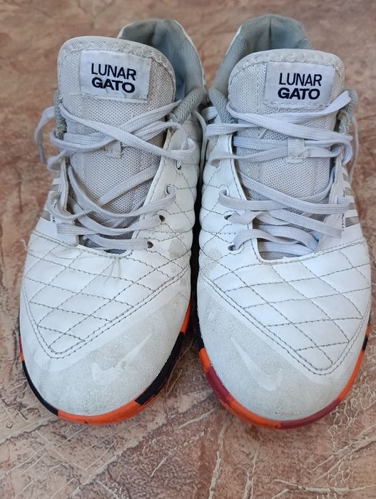 Lunar Gato white Nike
