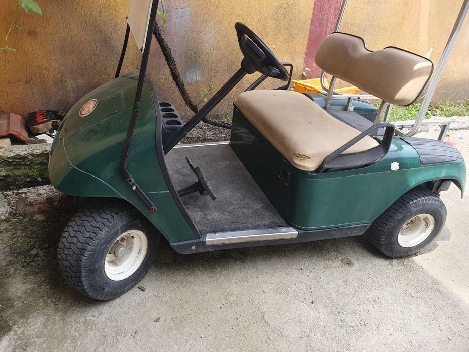 Masina de golf EZ-GO electric
