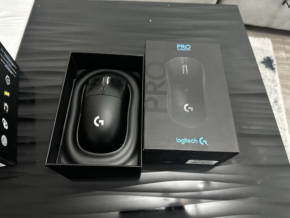 Logitech Pro X Superlight 1 & 2
