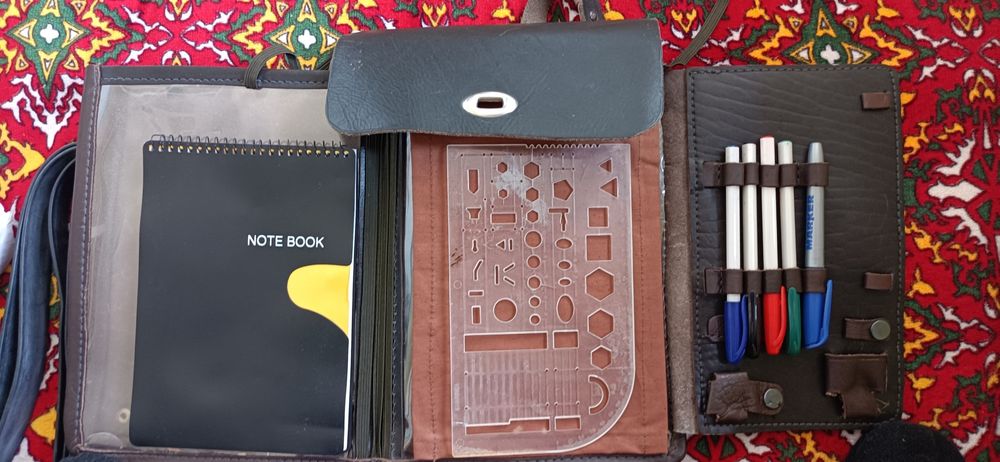 Планшет 100 % кожа, в сборе, комплект.