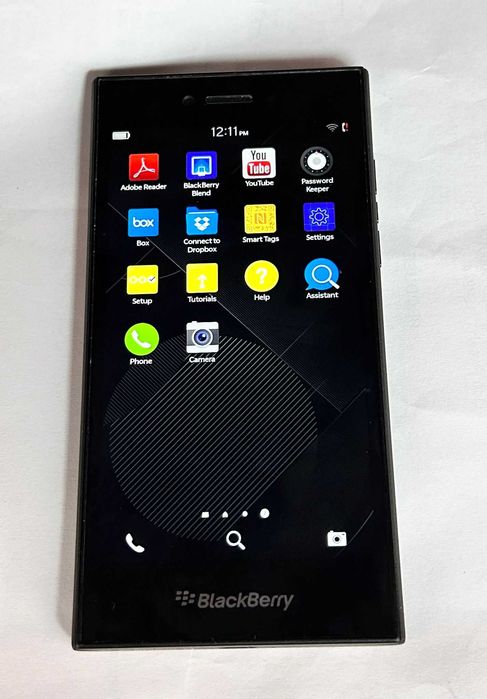 Vand Blackberry B371, model Leap, impecabil