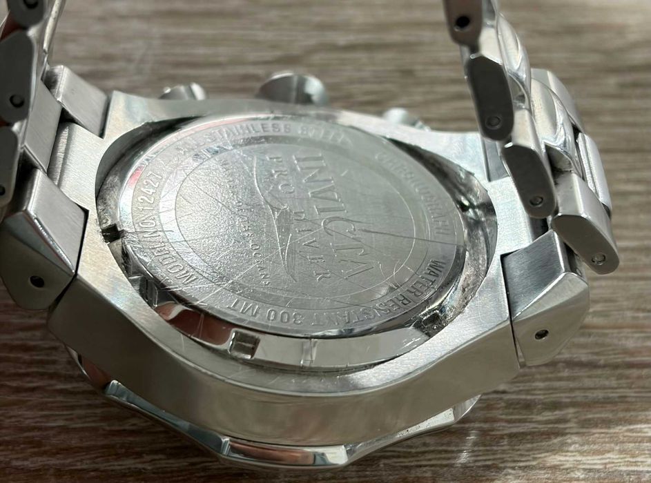 Часовник Invicta 12427