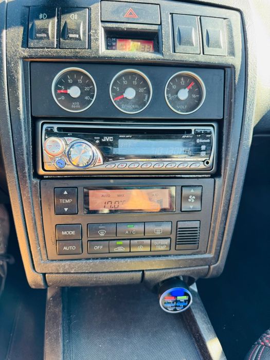Hyundai cupe benzina 2,0