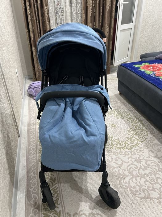 продам коляску состояние новый