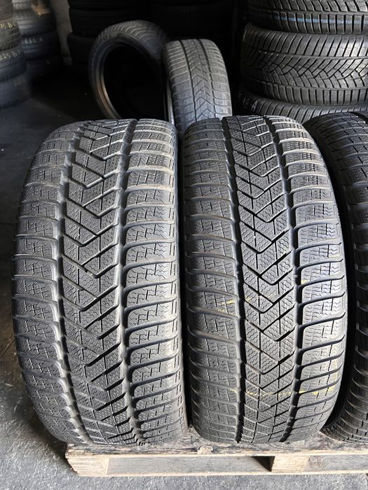 4 anvelope iarna 245/45/18 , Pirelli , 7 mm