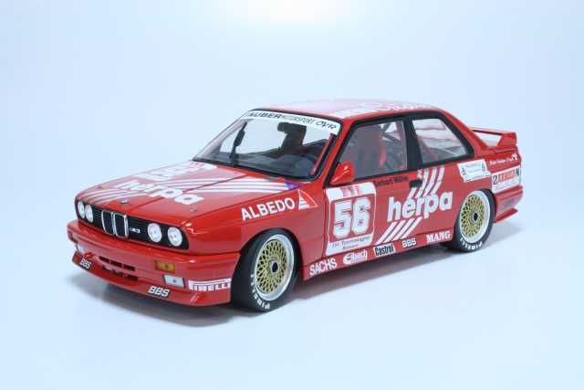 Bmw M3 e30 1:18 minichamps