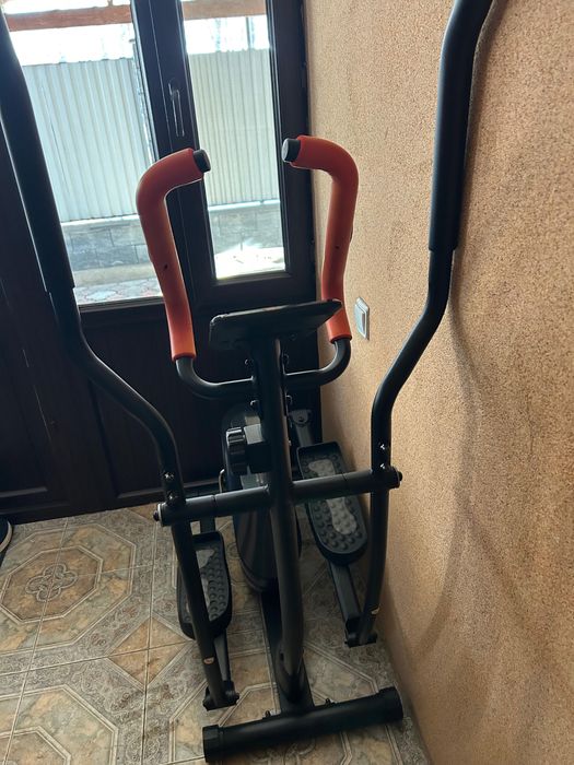 Тренажер эллипс, состояние идеальное