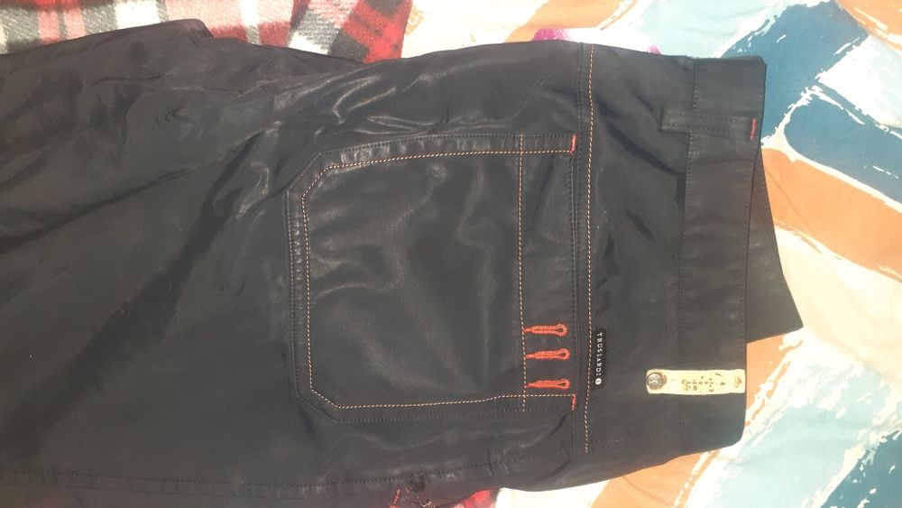 продаю брюки "Trussardi jeans"
