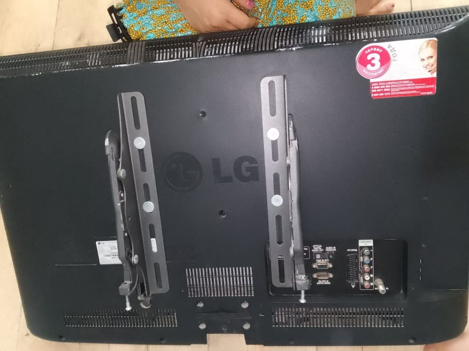 Продам телевизор LG