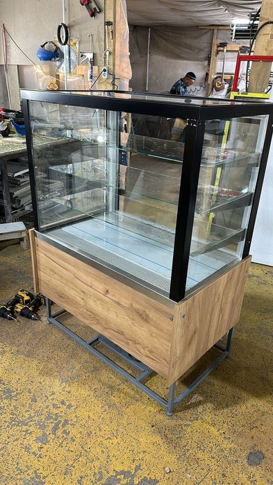 Витринные холодильники